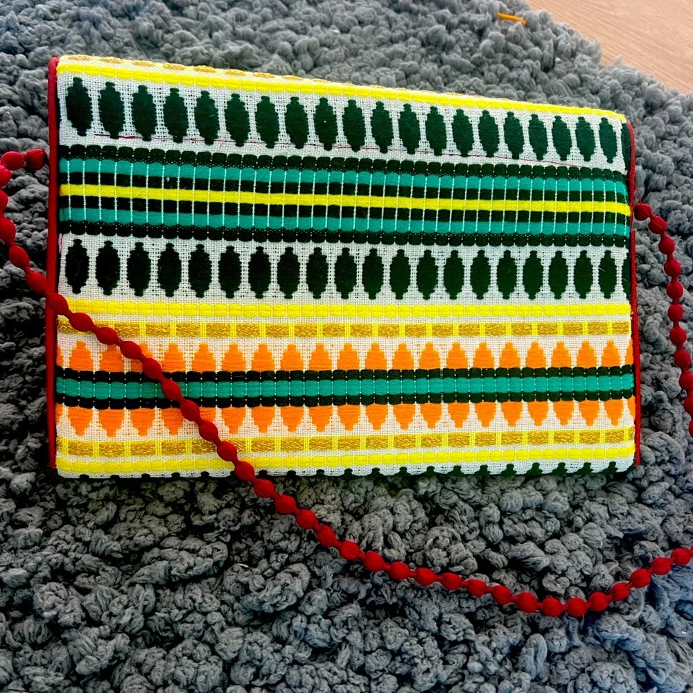 Handmade beautiful embroidery work Side bag - Picture 2 of 10